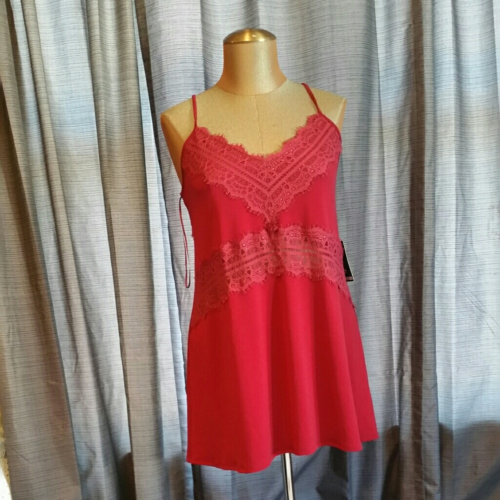 Maroon Express Top